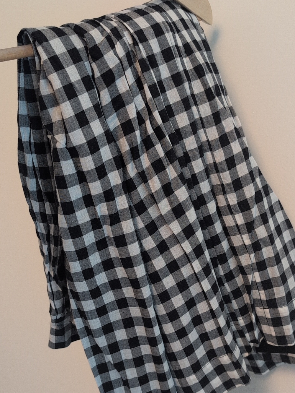 100% Organic Cotton, midi, Black & White Gingham Skirt US 6. Fully lined.